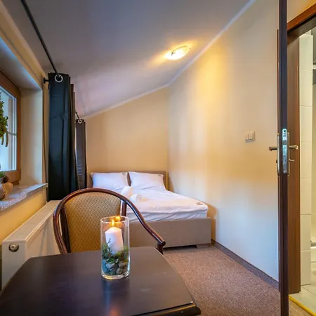 Bed & Breakfast Klejnot Karkonoszy 3*