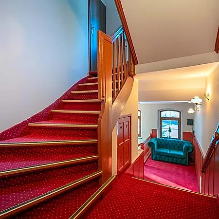 Bed & Breakfast Klejnot Karkonoszy 3*