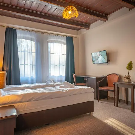 Klejnot Karkonoszy Bed & Breakfast 3*