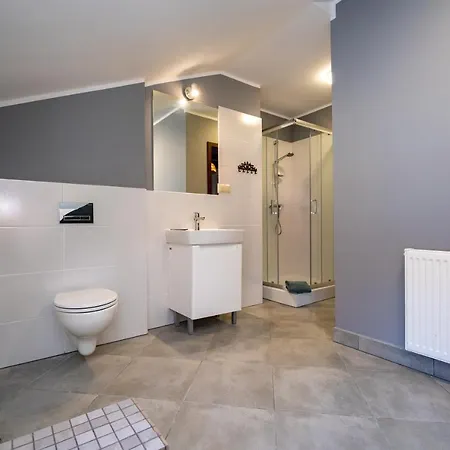 Klejnot Karkonoszy فندق مبيت وإفطار 3*