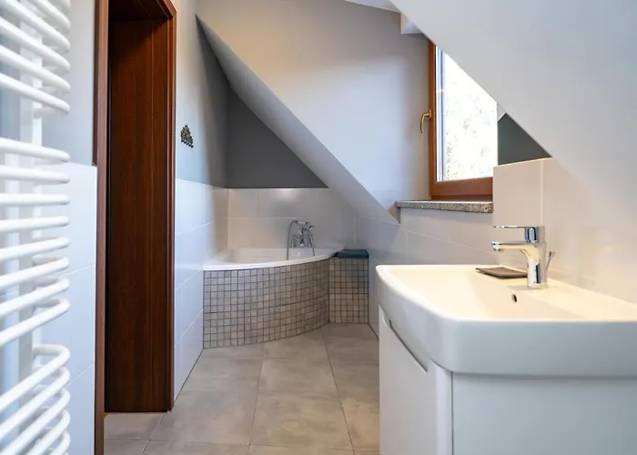 Klejnot Karkonoszy Bed & Breakfast 3*